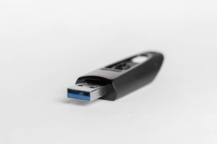 USB device that can be used for MFA and 2FA